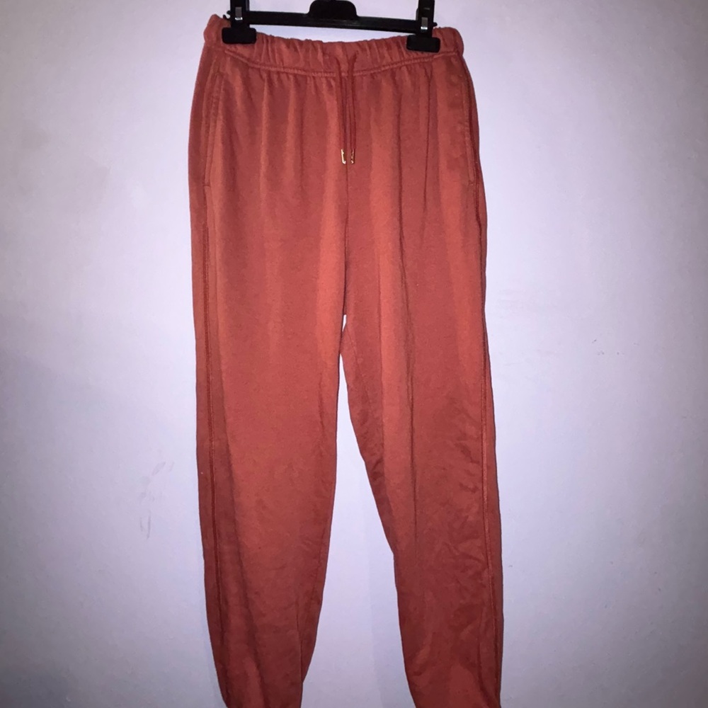 Women’s jogger sweatpants